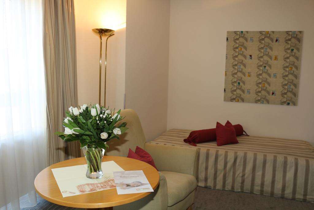 Vitalotel Roonhof Bad Salzuflen Room photo